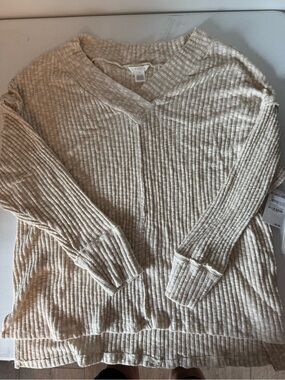 Caslon Beige Ribbed V-Neck Sweater